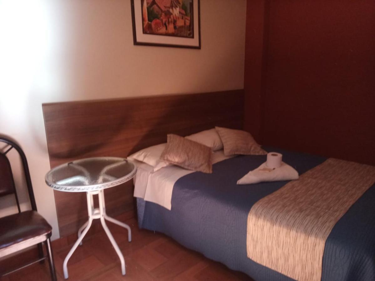 מוקגוואה Calido Hostal מראה חיצוני תמונה